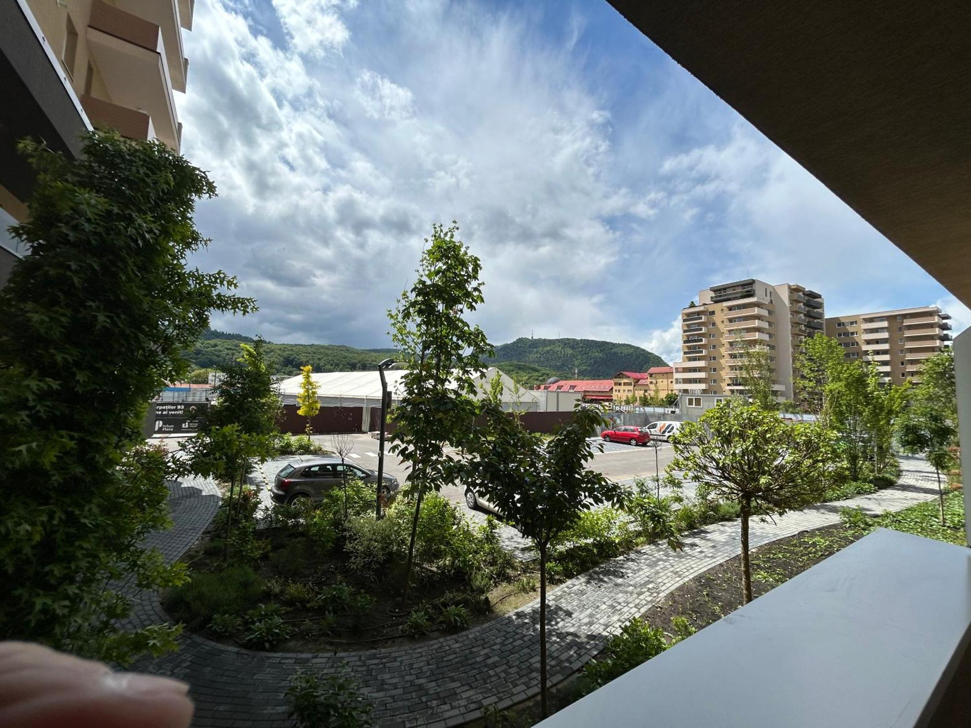 B-holiday Luxury Urban Plaza Apartment Brasov